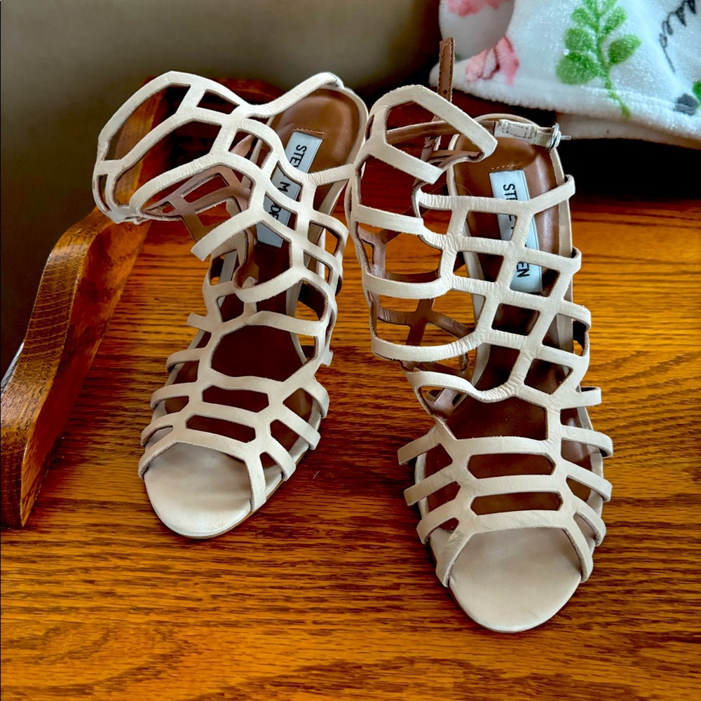 Steve Madden heels!